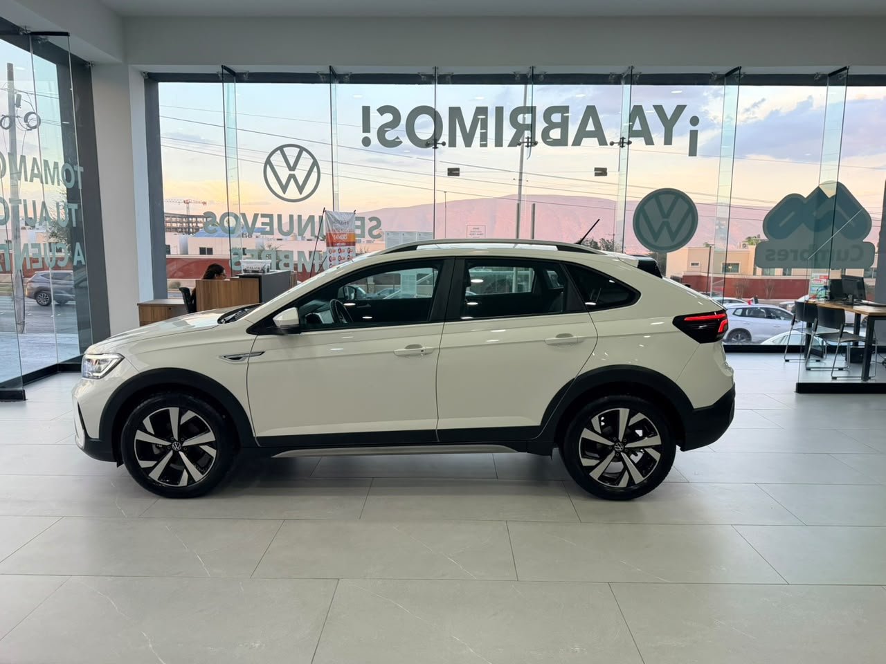 Volkswagen  NIVUS Highline  miniatura 3