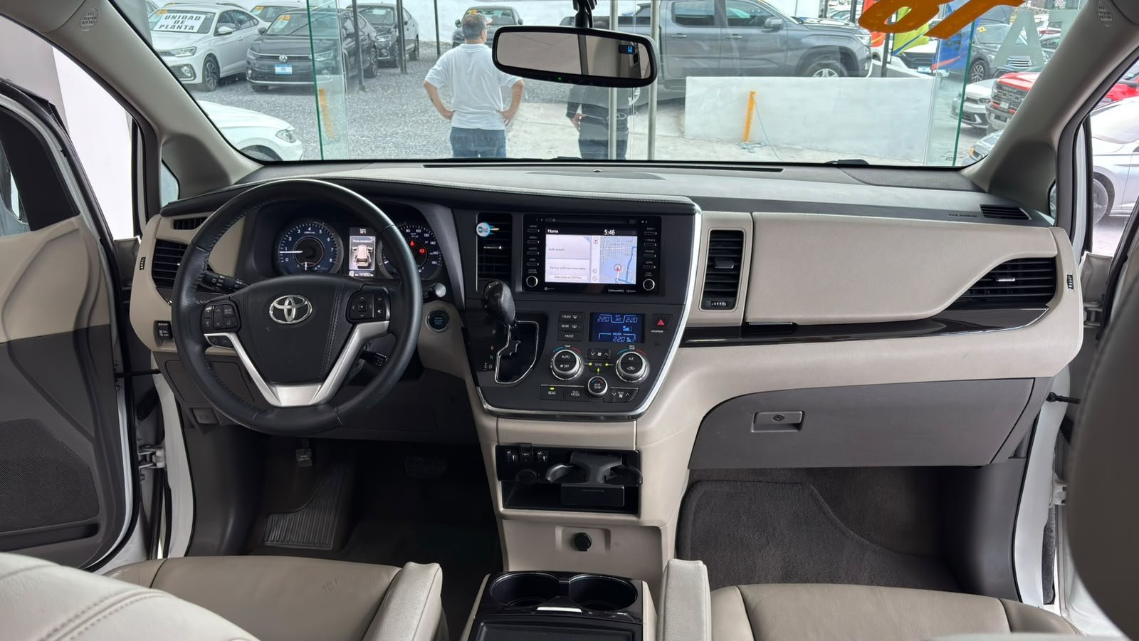 Toyota  Sienna  miniatura 4
